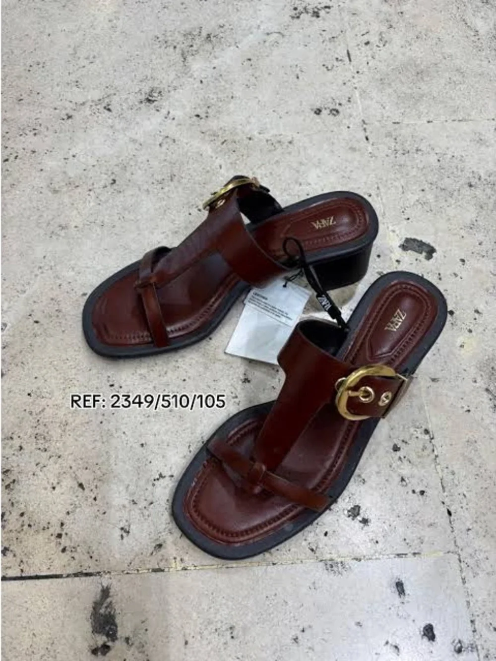 Zara Brown Leather Toe-Ring Slide Sandals with Gold Buckle - Picture 3 of 5